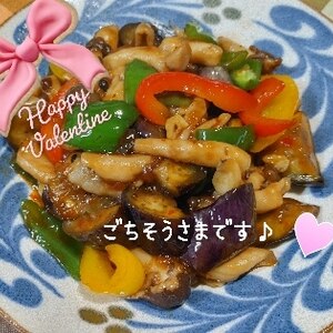 ピリ辛が美味しい♡茄子とピーマンのオイスター炒め